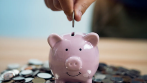 image for saves money subheading with the picture of a piggy bank